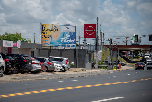 Caguas - Espacio de Publicidad - Cerca Degetau Mall