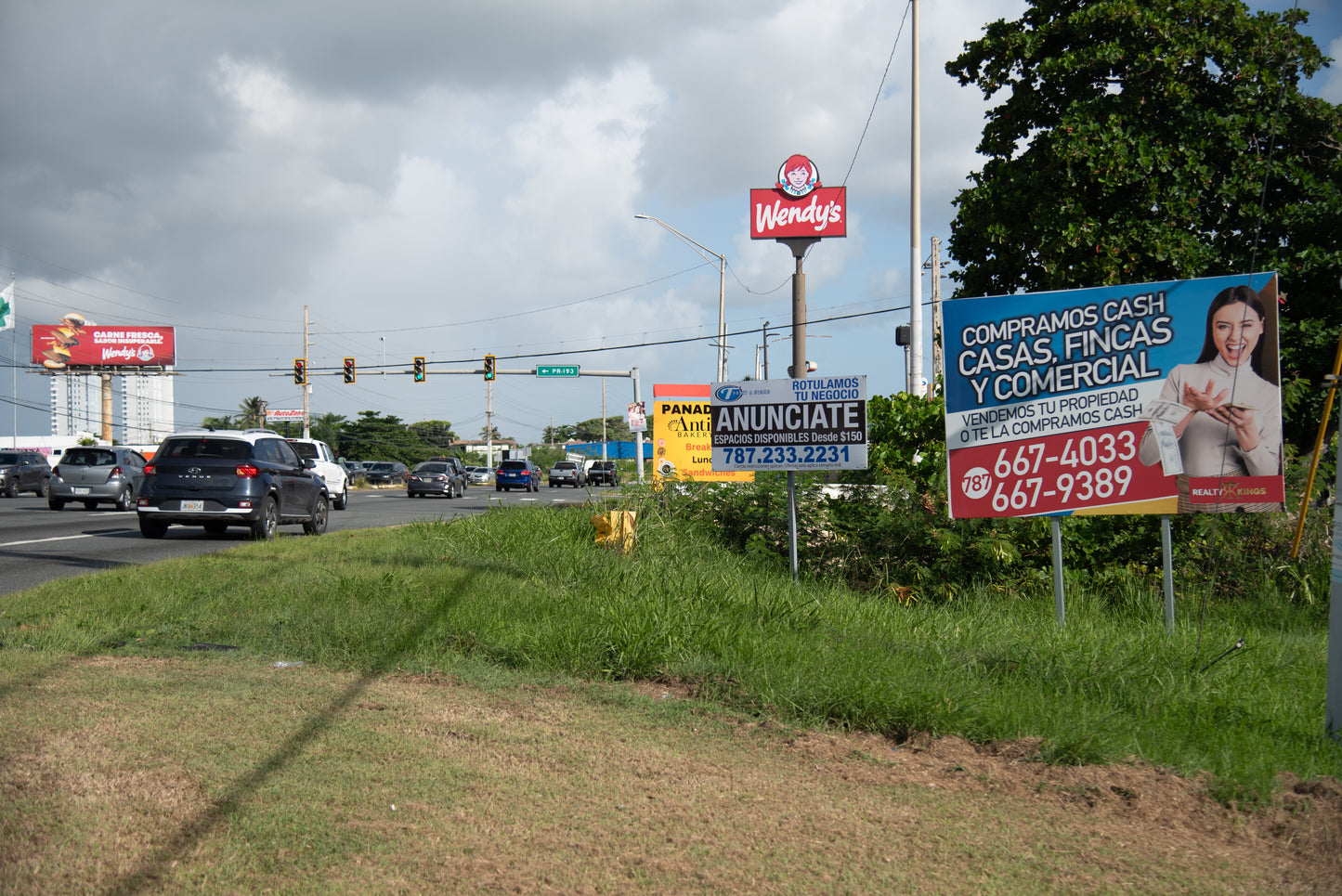 Luquillo - Espacio de Publicidad - Playa Azul