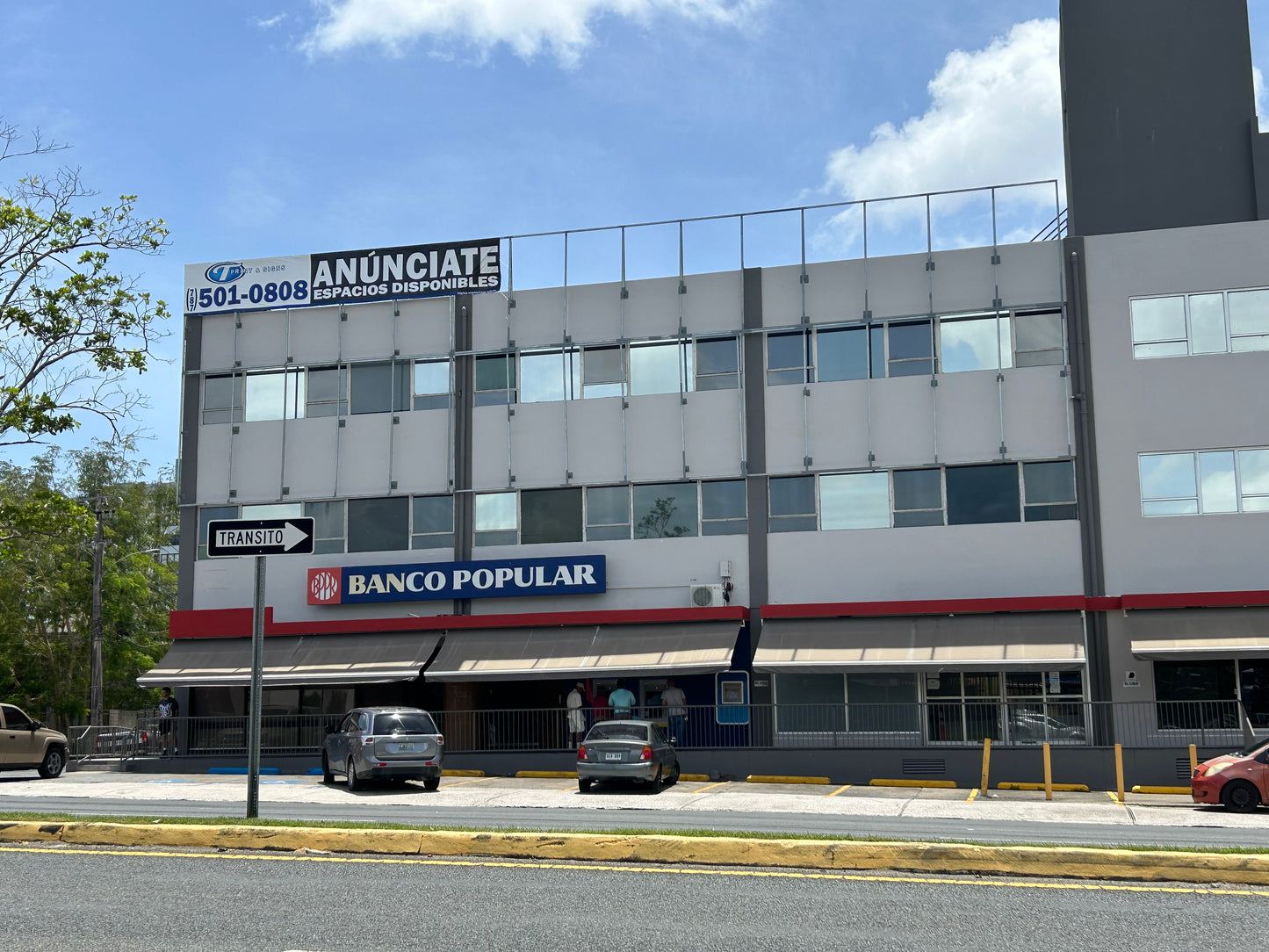 San Juan - Espacio de Publicidad - Avenida Barbosa