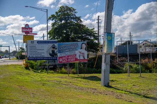 Luquillo - Espacio de Publicidad - Playa Azul